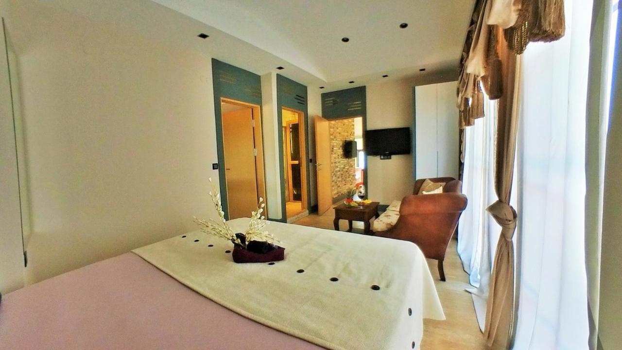 Fun&Sun River Villas With Amazing Landscape 5+1 베렉 외부 사진